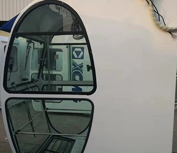 國(guó)弘原廠駕駛室